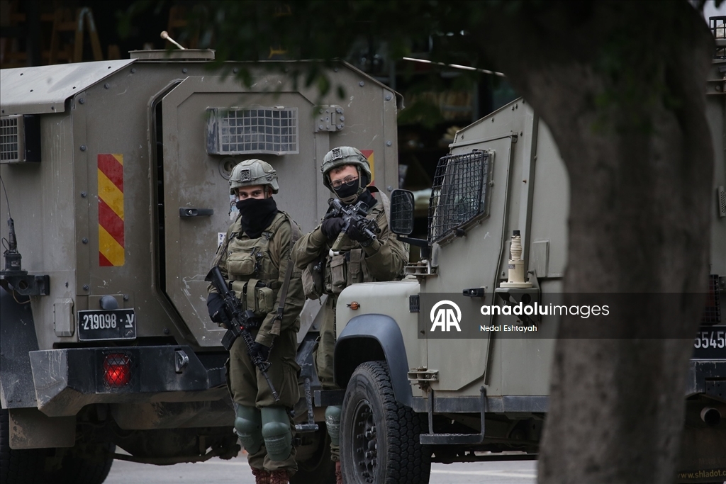 İsrail ordusu Nablus kentine baskın düzenledi