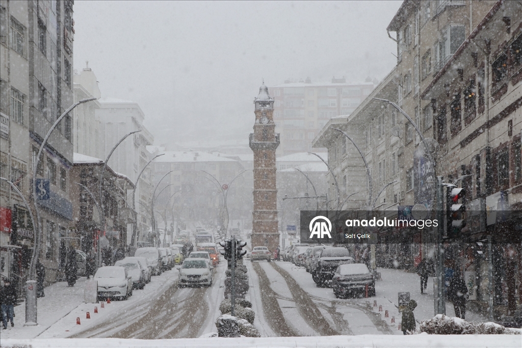 Yozgat'ta kar yağışı etkili oldu