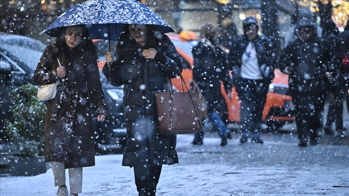 Birçok ilde kar ve soğuk hava etkili oluyor