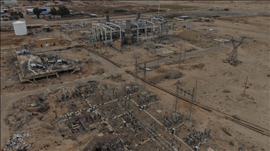 Suriye'nin en büyük petrol sahası olan "Ömer Petrol Sahası havadan görüntülendi