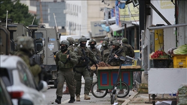 İsrail ordusu Nablus kentine baskın düzenledi