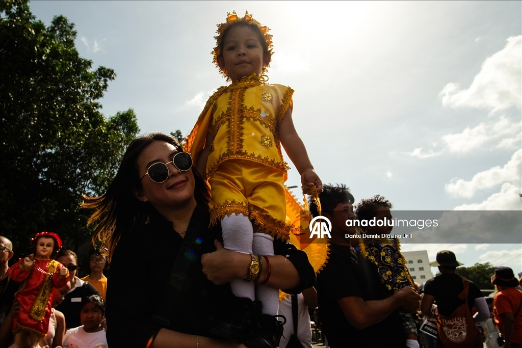 Filipinler'de "Dinagyang Festivali" renkli görüntülere sahne oldu