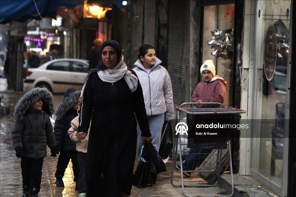 سوريا.. عودة الحياة إلى طبيعتها في حيي الشيخ مقصود والأشرفية بحلب