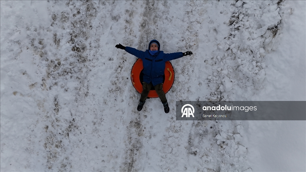 Düzce'deki Yanık Yaylası ve çevresindeki kar manzarası görüntülendi