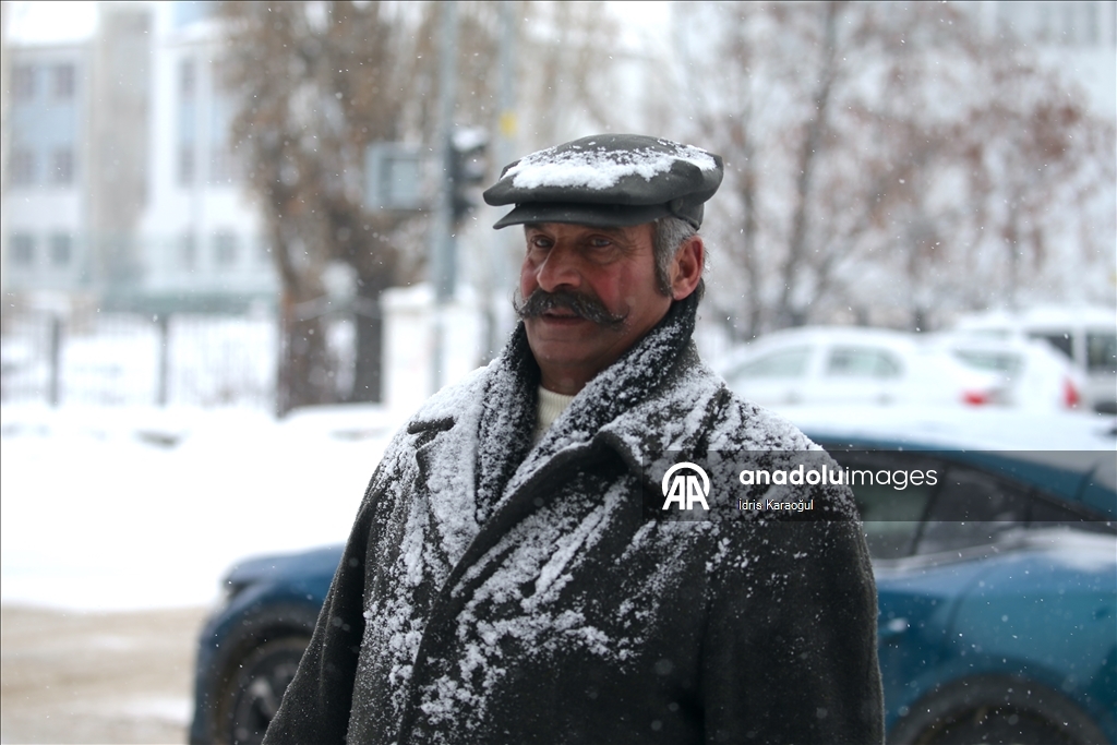Kars'ta kar yağışı
