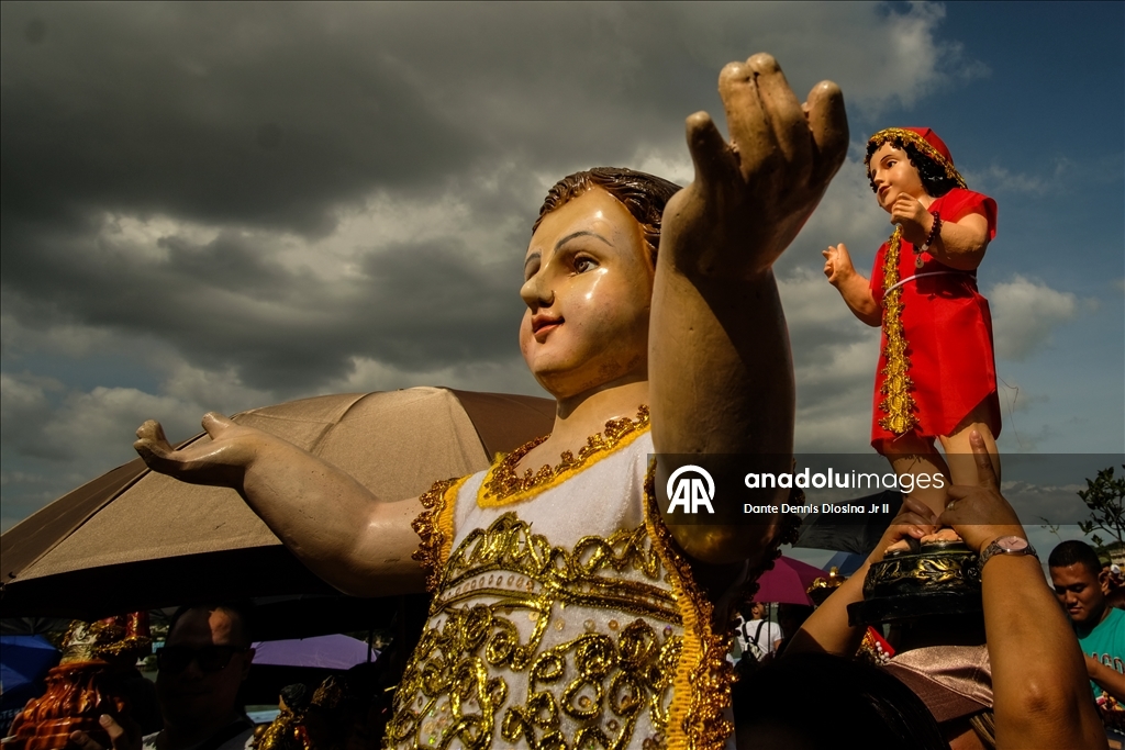 Filipinler'de "Dinagyang Festivali" renkli görüntülere sahne oldu
