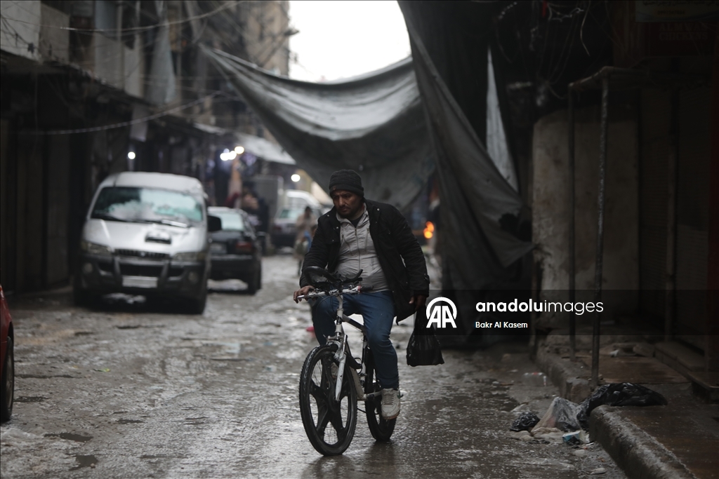 سوريا.. عودة الحياة إلى طبيعتها في حيي الشيخ مقصود والأشرفية بحلب