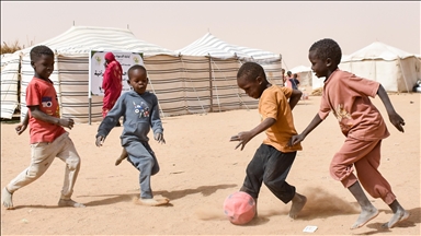 Sudan’daki El-Affad Mülteci Kampı, acılarını yüklenip yerinden edilen binlerce kişiyi barındırıyor