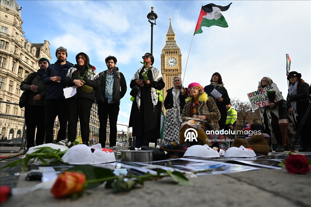 Londra’da Filistin için “Soykırım Anma Nöbeti”