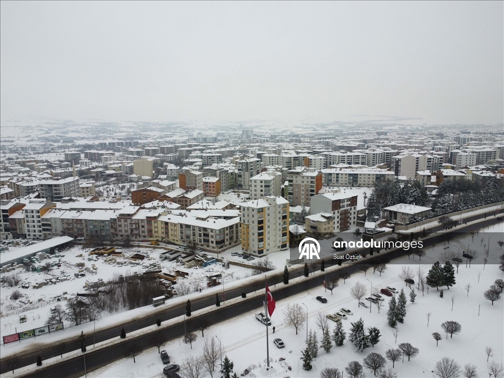 Karla kaplı Elazığ dronla görüntülendi