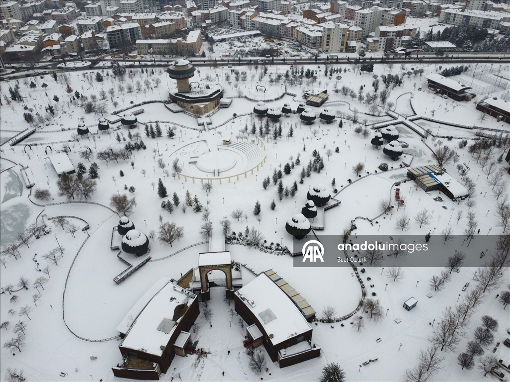 Karla kaplı Elazığ dronla görüntülendi