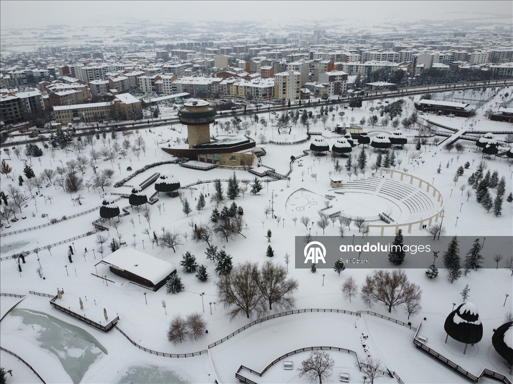 Karla kaplı Elazığ dronla görüntülendi