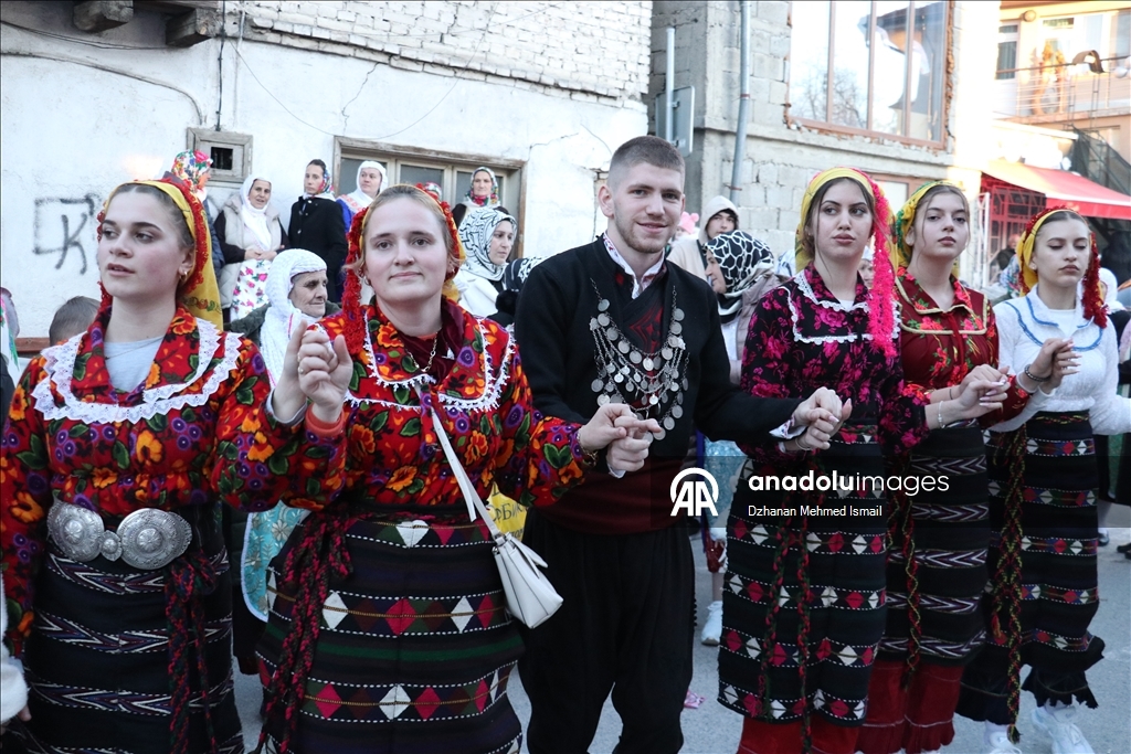 Bulgaristan'ın Müslüman Ribnovo köyünde binlerce yıllık "Gelina" düğün geleneği sürdürülüyor