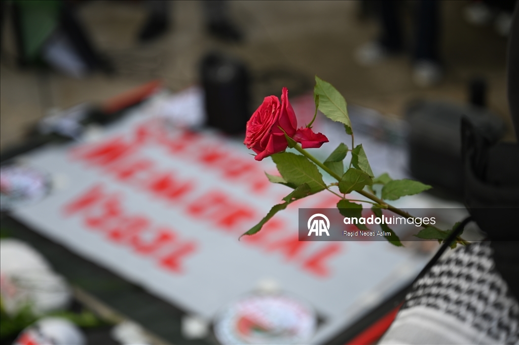 Londra’da Filistin için “Soykırım Anma Nöbeti”