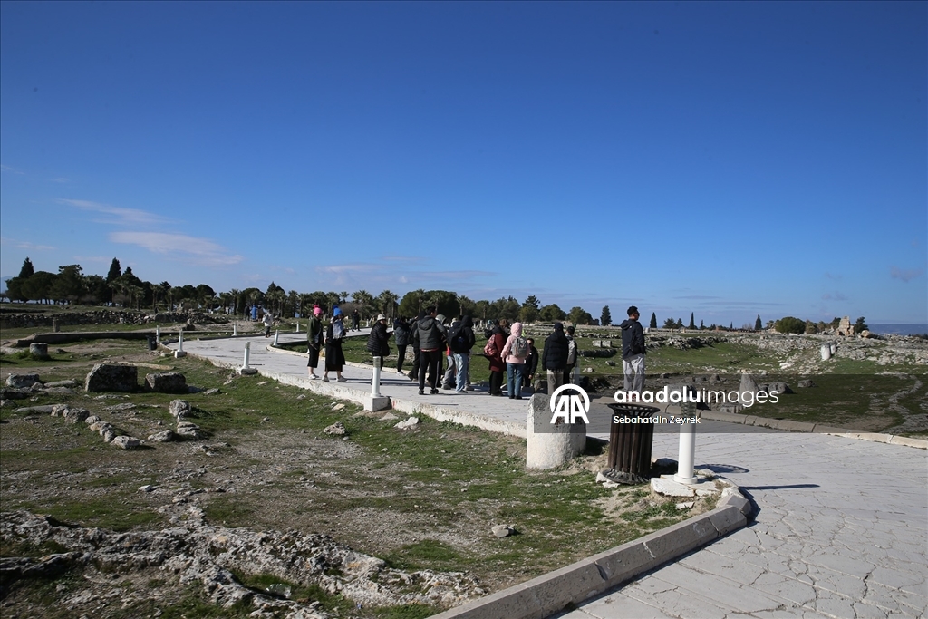 Çinli turistlerin gözdesi Pamukkale'de vize muafiyeti memnuniyeti