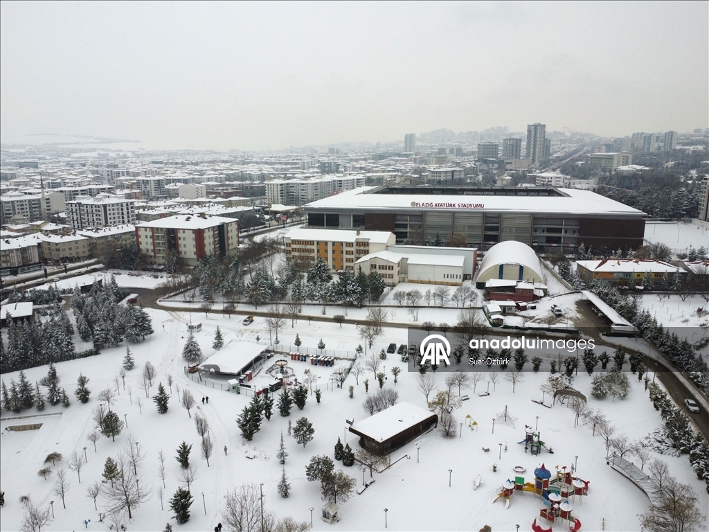 Karla kaplı Elazığ dronla görüntülendi