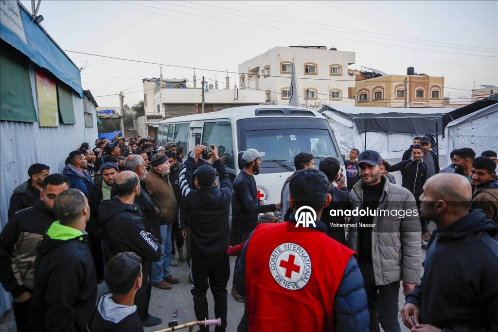 İsrail'in serbest bıraktığı bir grup Filistinli Gazze'ye ulaştı