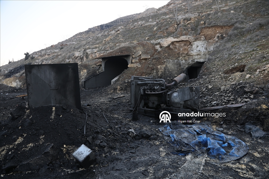 Suriye ordusu, YPG'den temizlenen Sırrin beldesinde tüneller tespit etti 