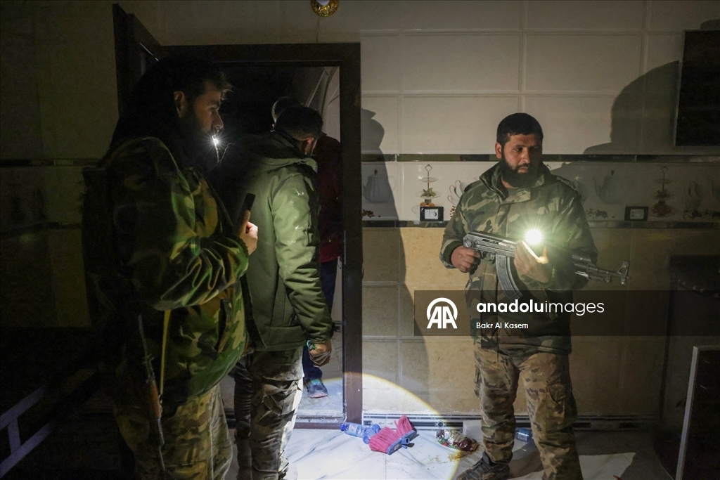 Terör örgütü YPG, Suriye'nin Fırat kıyısındaki beldenin altına kilometrelerce tünel kazdı