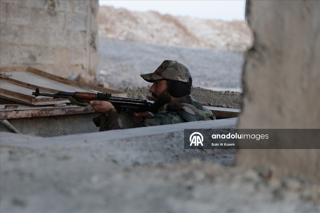 Terör örgütü YPG, Suriye'nin Fırat kıyısındaki beldenin altına kilometrelerce tünel kazdı