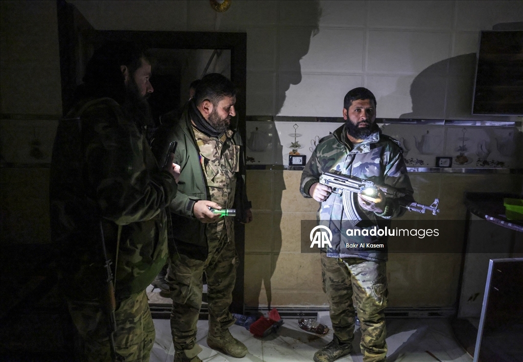 Terör örgütü YPG, Suriye'nin Fırat kıyısındaki beldenin altına kilometrelerce tünel kazdı