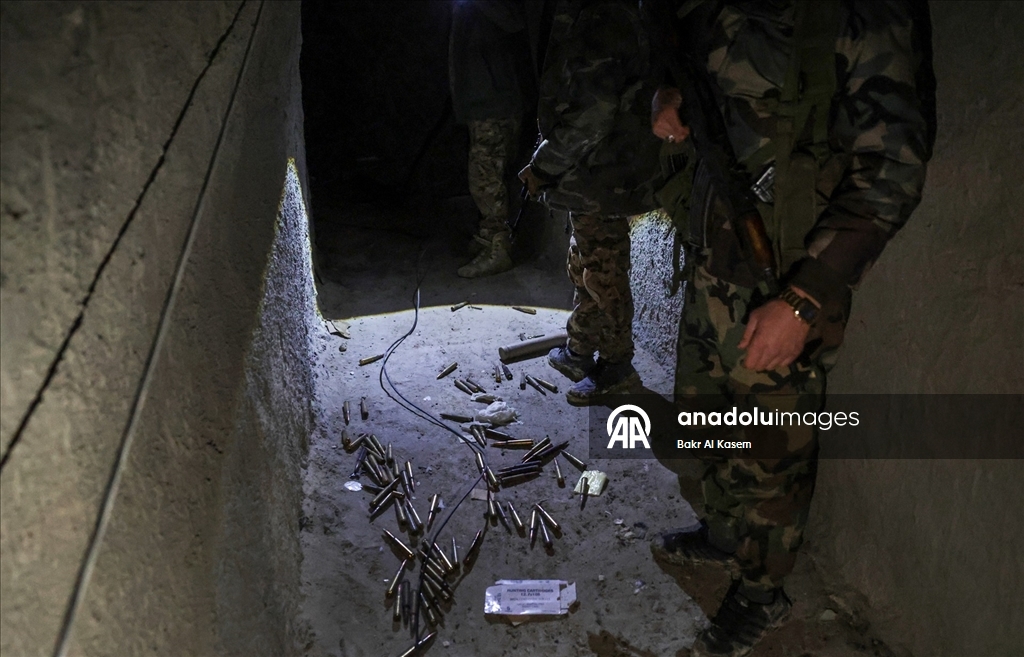 Terör örgütü YPG, Suriye'nin Fırat kıyısındaki beldenin altına kilometrelerce tünel kazdı