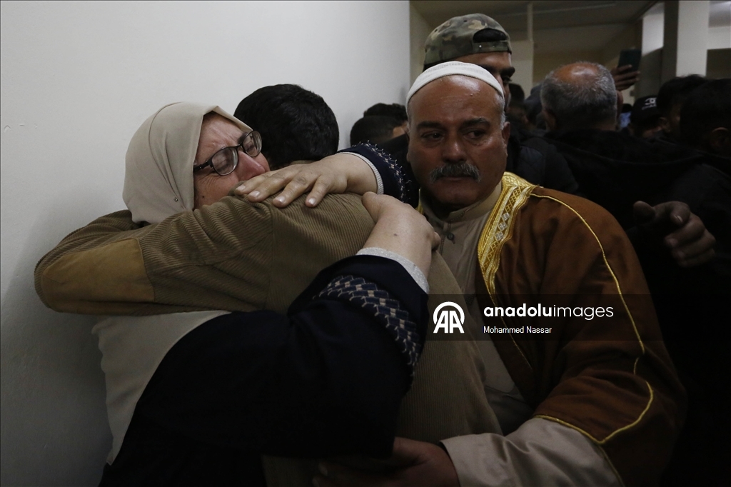 İsrail'in serbest bıraktığı bir grup Filistinli Gazze'ye ulaştı