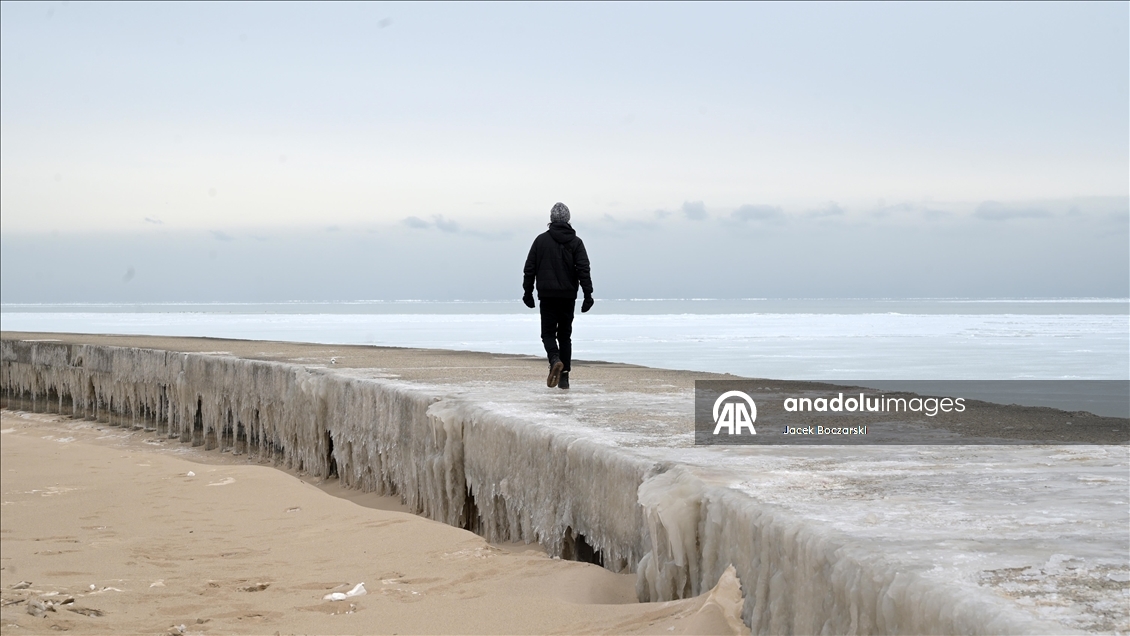 Chicago’da şiddetli soğuk hava dalgası etkili oldu