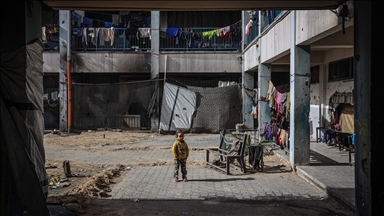 Gazze'deki UNRWA okulları siviller için sığınak olmaya devam ediyor