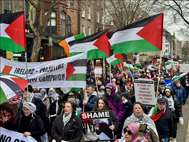 أيرلنديون في دبلن يحتجون على انتهاكات إسرائيل في غزة