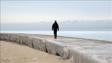 Chicago’da şiddetli soğuk hava dalgası etkili oldu