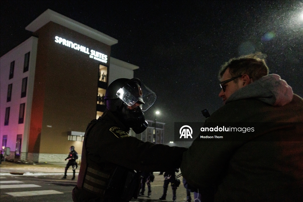 Minnesota'da Gümrük ve Sınır Koruma Teşkilatı'na karşı protestolar devam ediyor