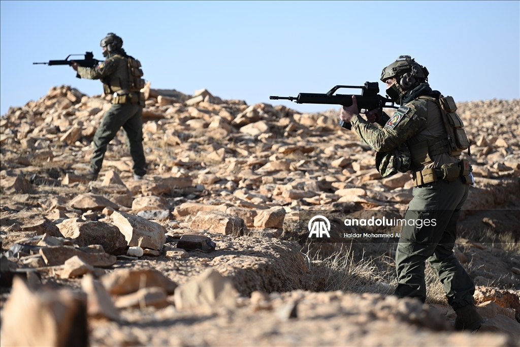 الأنبار.. قوات الحشد الشعبي العراقية تُجري تدريبات بالقرب من الحدود السورية