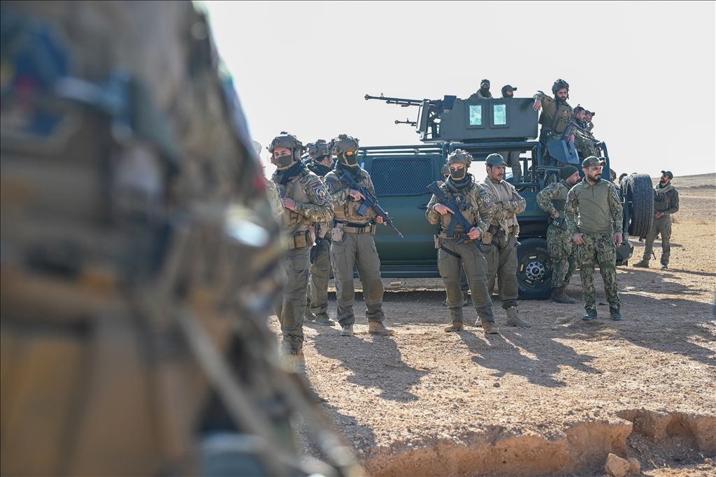 الأنبار.. قوات الحشد الشعبي العراقية تُجري تدريبات بالقرب من الحدود السورية