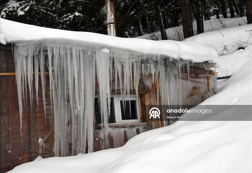 Kars’ta soğuk hava etkisini sürdürdü