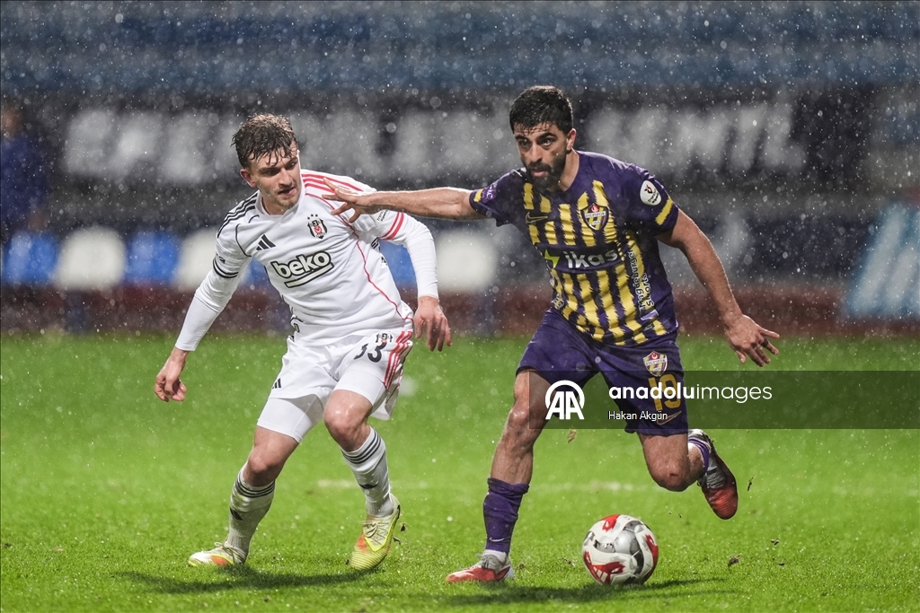 قدم.. التعادل الإيجابي يحسم لقاء أيوب سبور وبشيكطاش