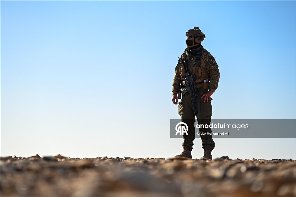 الأنبار.. قوات الحشد الشعبي العراقية تُجري تدريبات بالقرب من الحدود السورية