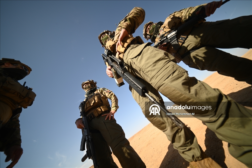 الأنبار.. قوات الحشد الشعبي العراقية تُجري تدريبات بالقرب من الحدود السورية