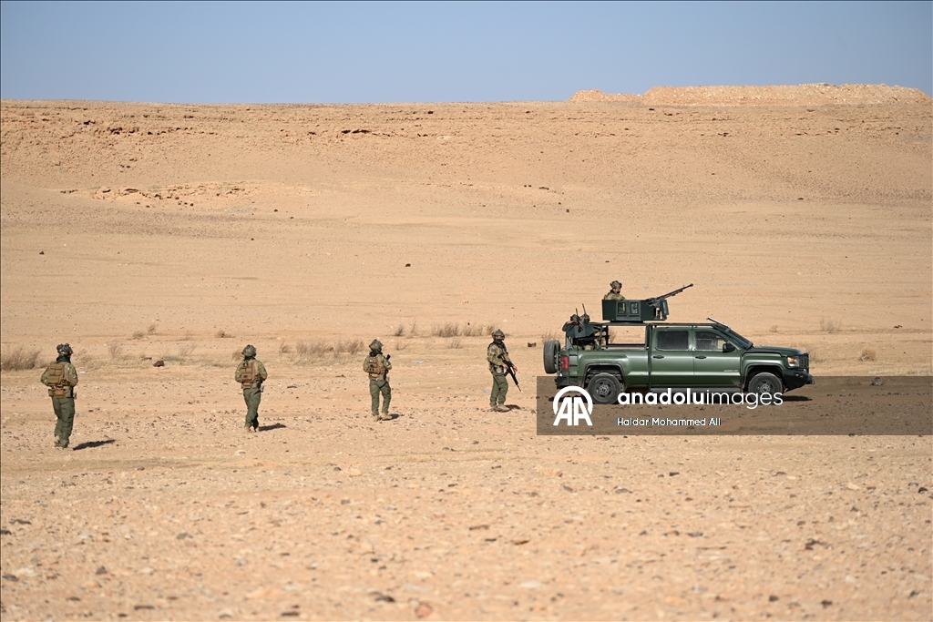 الأنبار.. قوات الحشد الشعبي العراقية تُجري تدريبات بالقرب من الحدود السورية