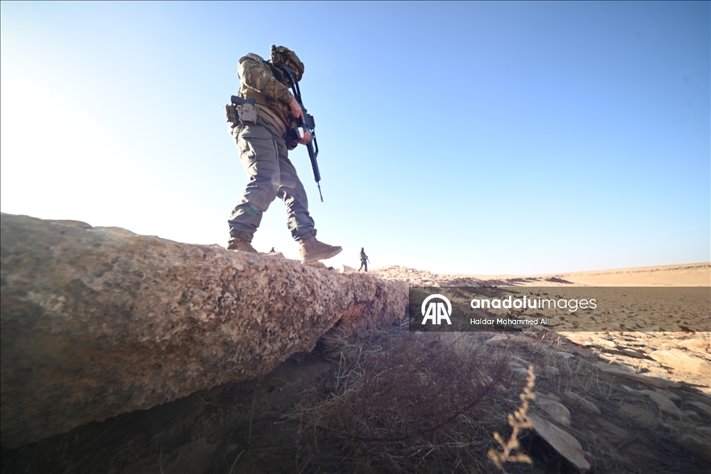 الأنبار.. قوات الحشد الشعبي العراقية تُجري تدريبات بالقرب من الحدود السورية