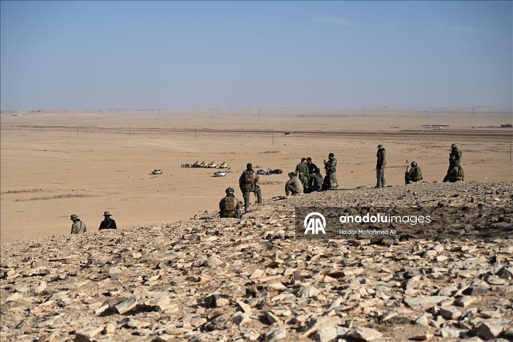 الأنبار.. قوات الحشد الشعبي العراقية تُجري تدريبات بالقرب من الحدود السورية
