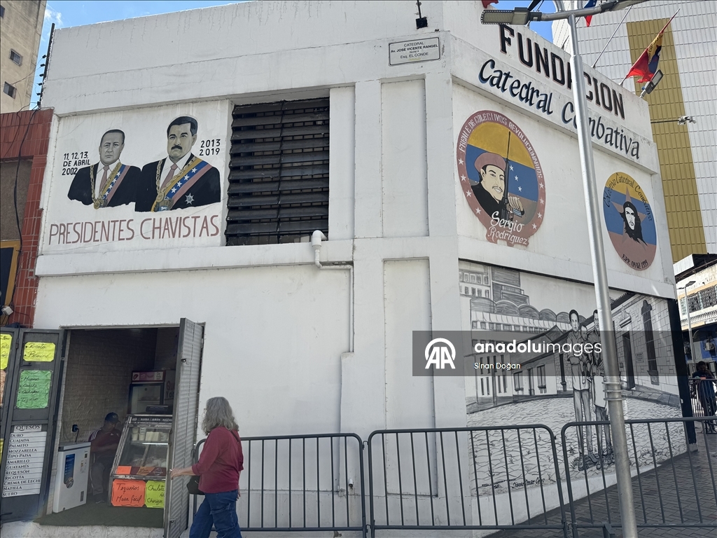 فنزويليون يطالبون الولايات المتحدة بالإفراج عن مادورو