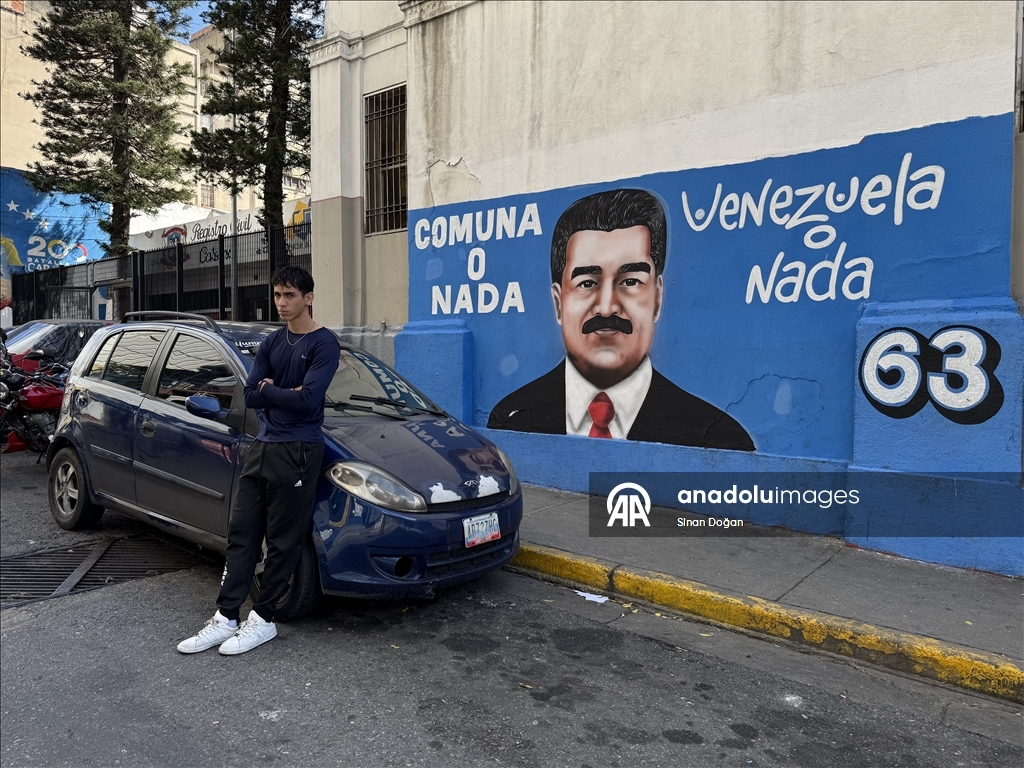 فنزويليون يطالبون الولايات المتحدة بالإفراج عن مادورو