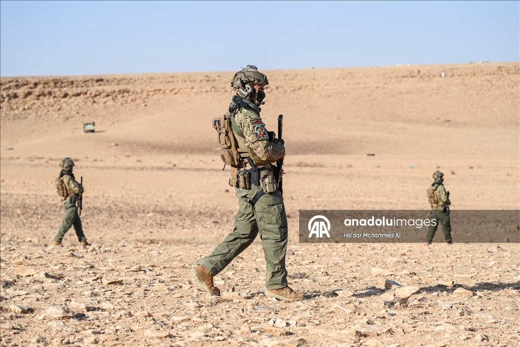 الأنبار.. قوات الحشد الشعبي العراقية تُجري تدريبات بالقرب من الحدود السورية