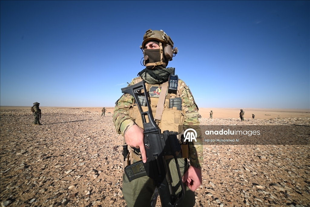الأنبار.. قوات الحشد الشعبي العراقية تُجري تدريبات بالقرب من الحدود السورية