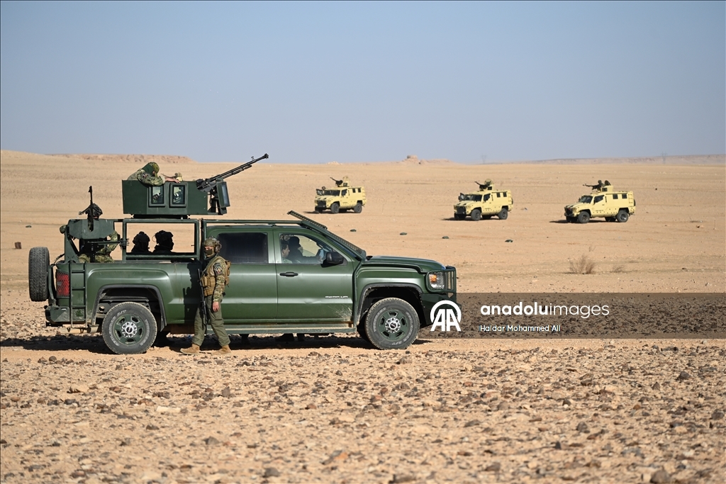 الأنبار.. قوات الحشد الشعبي العراقية تُجري تدريبات بالقرب من الحدود السورية