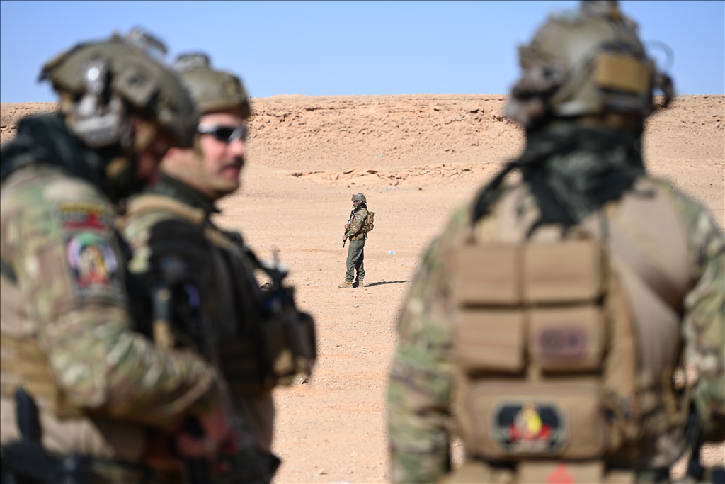 الأنبار.. قوات الحشد الشعبي العراقية تُجري تدريبات بالقرب من الحدود السورية