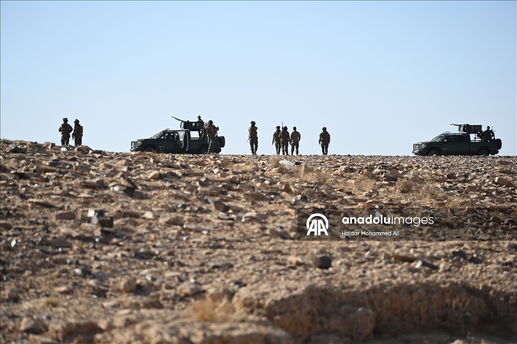 الأنبار.. قوات الحشد الشعبي العراقية تُجري تدريبات بالقرب من الحدود السورية