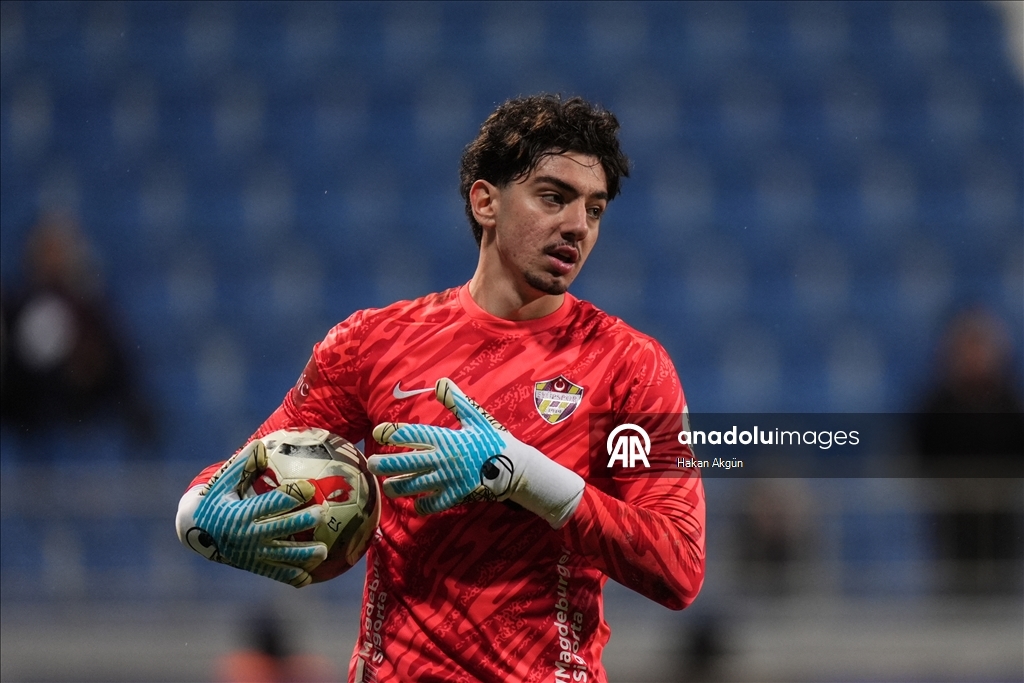 قدم.. التعادل الإيجابي يحسم لقاء أيوب سبور وبشيكطاش