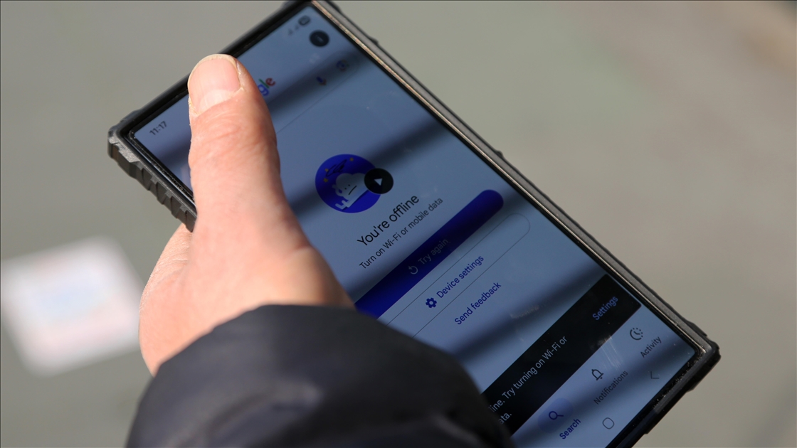 İran'da internet erişimi engeli devam ediyor